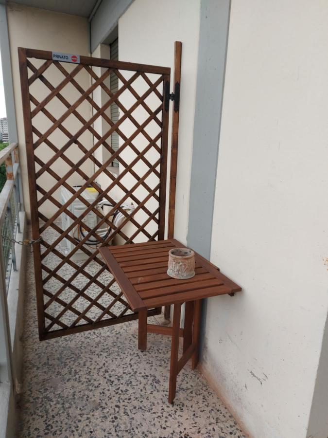 Fare Bnb - Room Del Parco Reggio Emilia Exterior photo